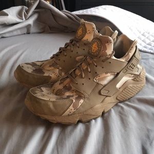 Nike Zoom Huarache Desert Ore